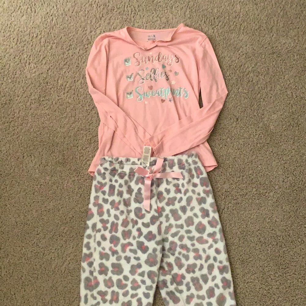 Girls two-piece pajama set